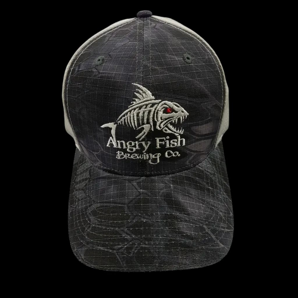 Embroidery logo method on a custom cap